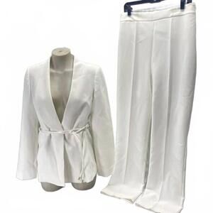 NEW CARLA RUIZ women's 2-piece set tie jacket & trouser suit in white